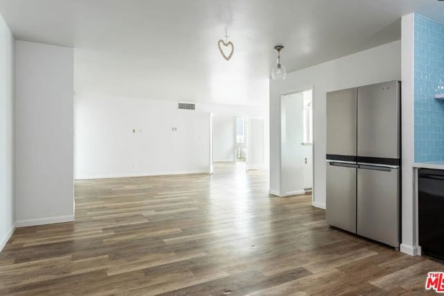 9950 Durant Drive 406, Beverly Hills, CA 90212 — photo 12 of 47