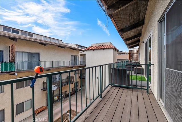 5460 White Oak Avenue G307, Encino, CA 91316 — photo 26 of 35