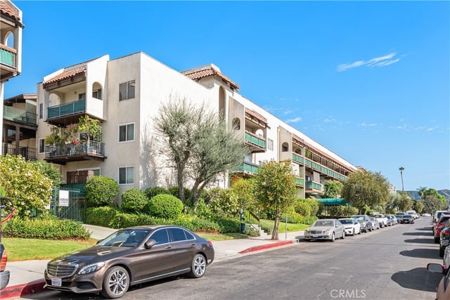 5460 White Oak Avenue G307, Encino, CA 91316 — photo 34 of 35