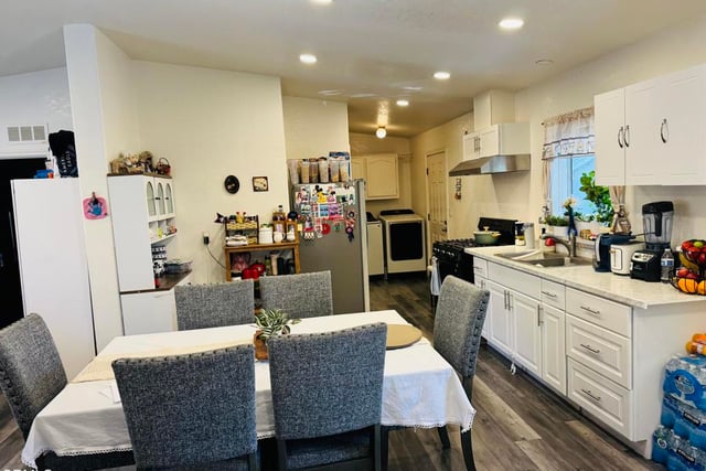 1253 Pear Avenue 105, Oxnard, CA 93033 — photo 4 of 5