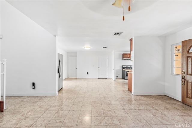 3672 S Normandie, Los Angeles, CA 90007 — photo 11 of 68
