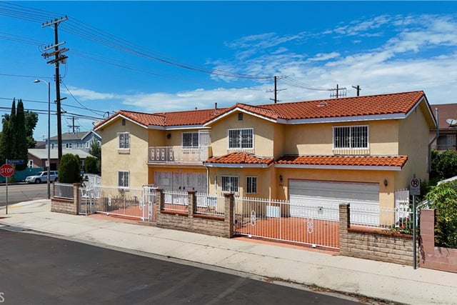 3672 S Normandie, Los Angeles, CA 90007 — photo 2 of 68