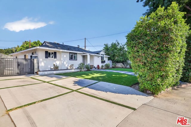 7550 Ruffner Avenue, Van Nuys, CA 91406 — photo 2 of 43