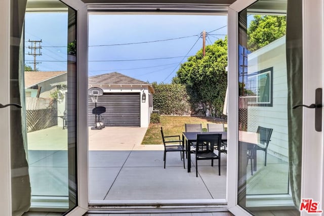 7550 Ruffner Avenue, Van Nuys, CA 91406 — photo 36 of 43