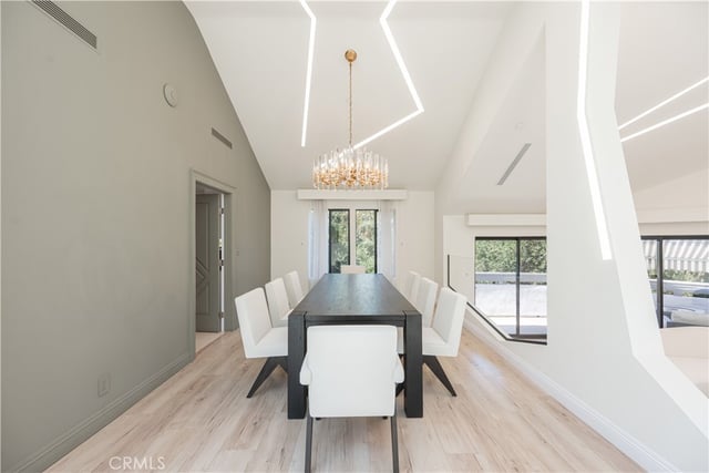 1864 Arvin Drive, Glendale, CA 91208 — photo 8 of 43