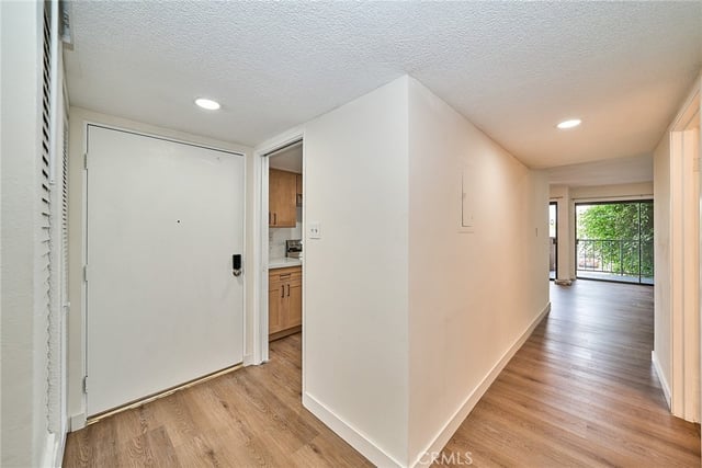 605 Redondo Avenue 203, Long Beach, CA 90814 — photo 25 of 34