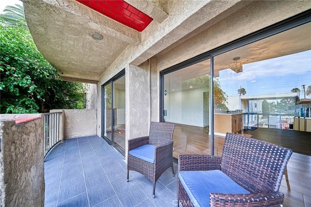605 Redondo Avenue 203, Long Beach, CA 90814 — photo 26 of 34