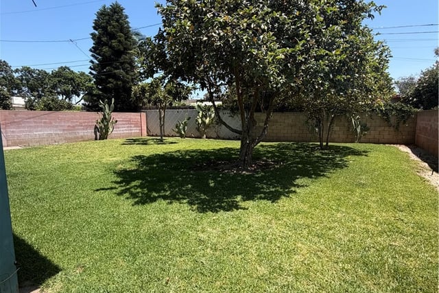 10445 Rose Hedge Drive, Whittier, CA 90606 — photo 17 of 21