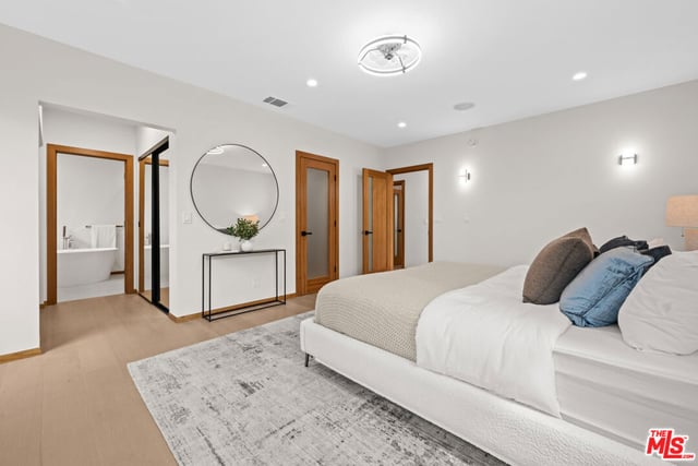 348 S Orange Drive, Los Angeles, CA 90036 — photo 45 of 62