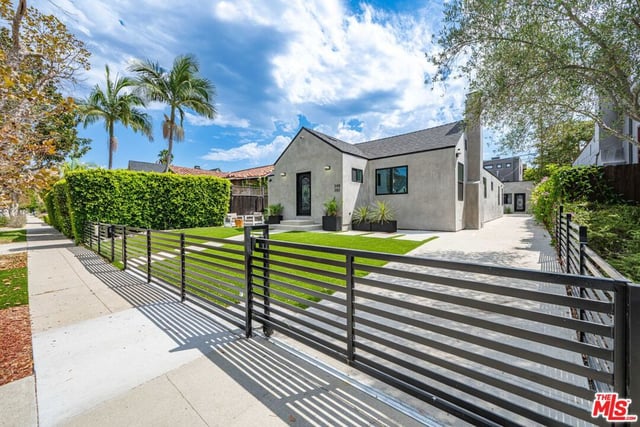 348 S Orange Drive, Los Angeles, CA 90036 — photo 9 of 62
