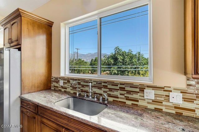 798 S Ventura Street, Fillmore, CA 93015 — photo 13 of 40