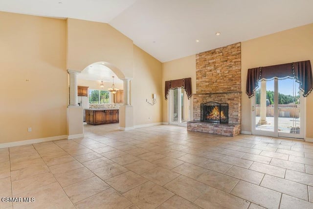 798 S Ventura Street, Fillmore, CA 93015 — photo 7 of 40