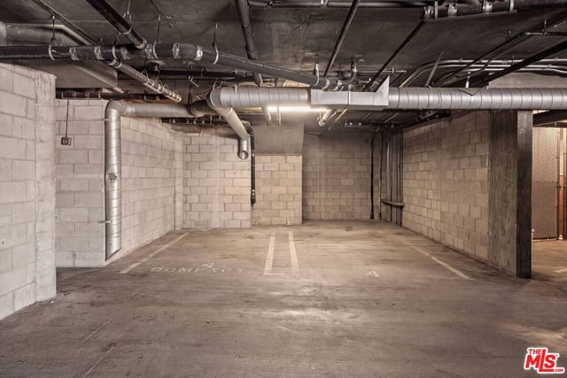 1278 S Camden Drive 103, Los Angeles, CA 90035 — photo 15 of 16