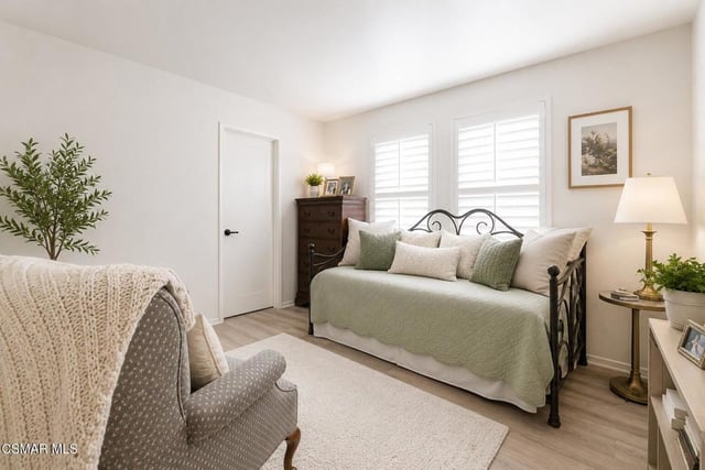 237 Galway Lane, Simi Valley, CA 93065 — photo 20 of 33
