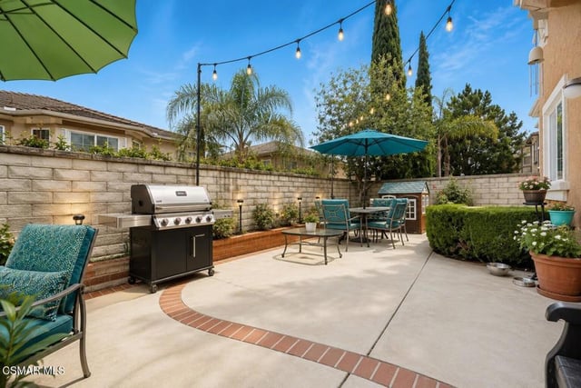 237 Galway Lane, Simi Valley, CA 93065 — photo 27 of 33