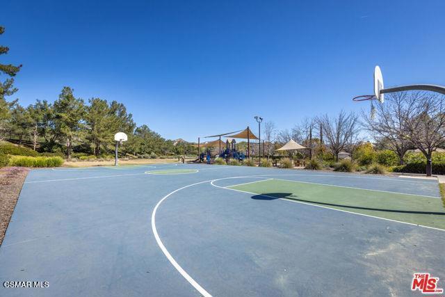 237 Galway Lane, Simi Valley, CA 93065 — photo 30 of 33