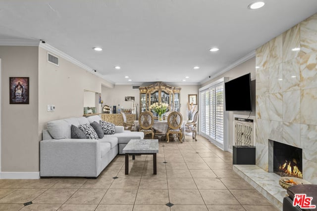 16201 Halsey Street, Los Angeles, CA 91344 — photo 15 of 44