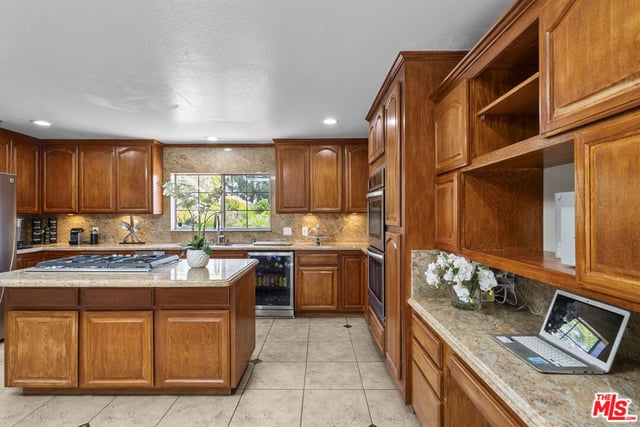 16201 Halsey Street, Los Angeles, CA 91344 — photo 37 of 44