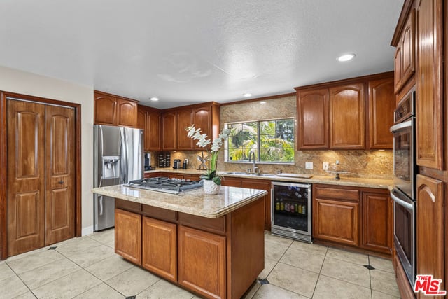 16201 Halsey Street, Los Angeles, CA 91344 — photo 38 of 44