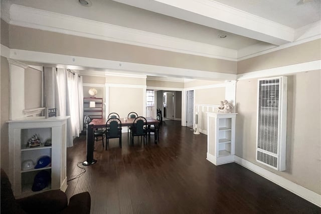 4112 S Budlong Avenue, Los Angeles, CA 90037 — photo 4 of 16