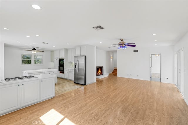 23728 Bessemer Street, Woodland Hills, CA 91367 — photo 11 of 29