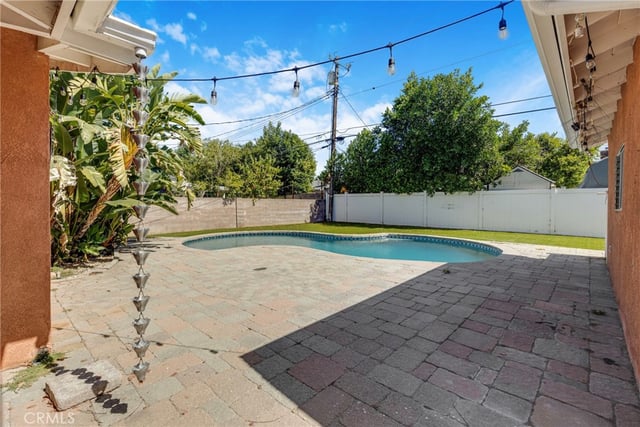 23728 Bessemer Street, Woodland Hills, CA 91367 — photo 24 of 29