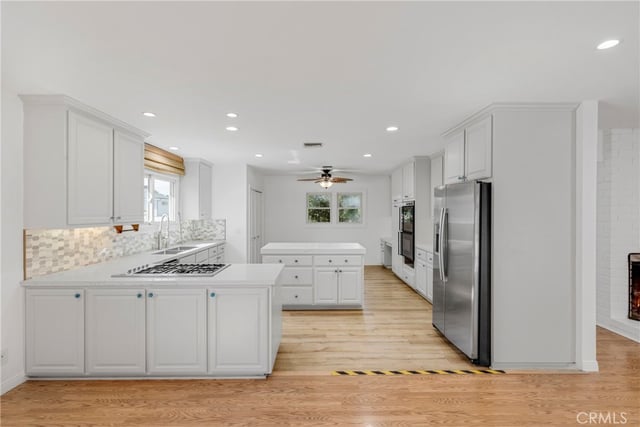 23728 Bessemer Street, Woodland Hills, CA 91367 — photo 9 of 29