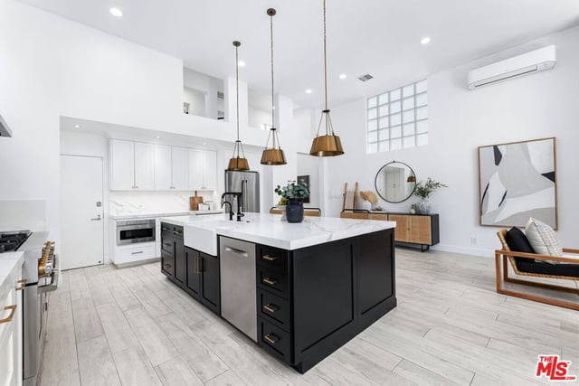 2331 Eastern Canal, Venice, CA 90291 — photo 4 of 60