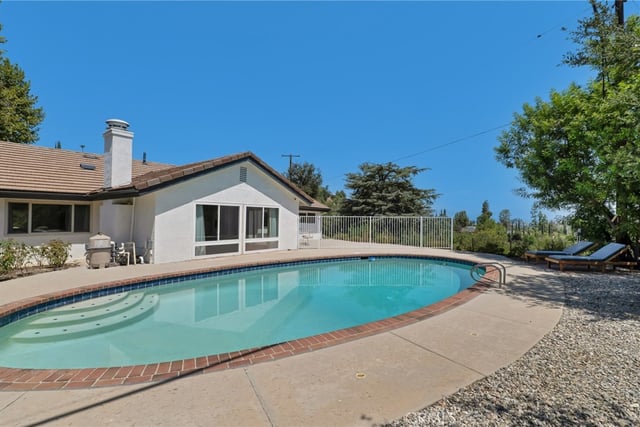 22388 Algunas Road, Woodland Hills, CA 91364 — photo 32 of 42