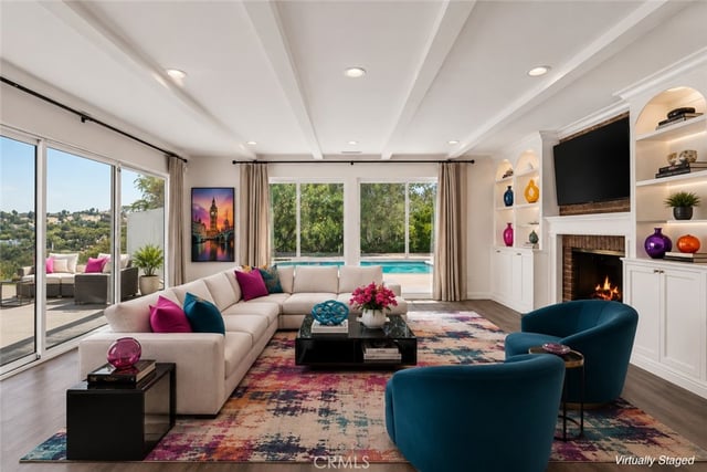 22388 Algunas Road, Woodland Hills, CA 91364 — photo 5 of 42