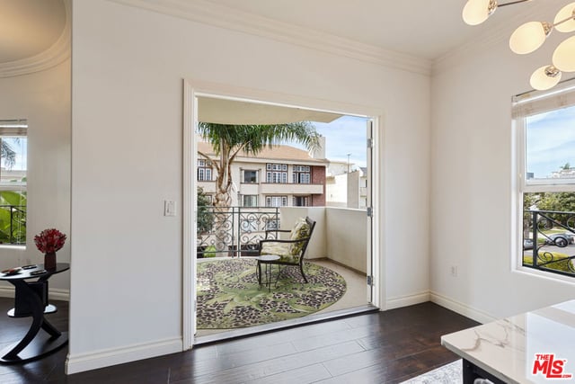 1862 S Bentley Avenue 202, Los Angeles, CA 90025 — photo 17 of 58