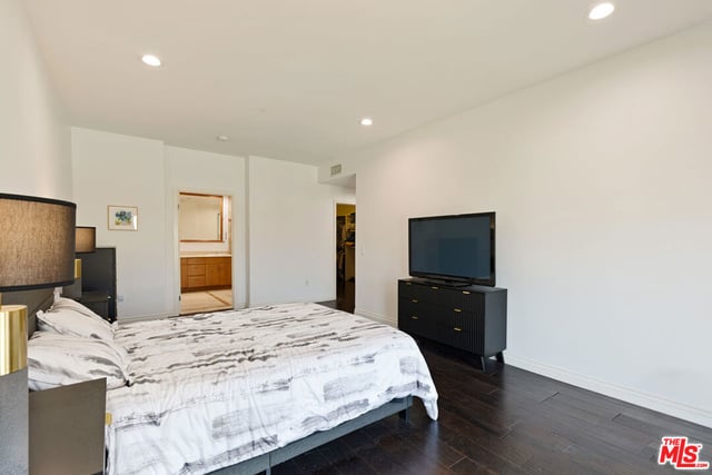 1862 S Bentley Avenue 202, Los Angeles, CA 90025 — photo 30 of 58