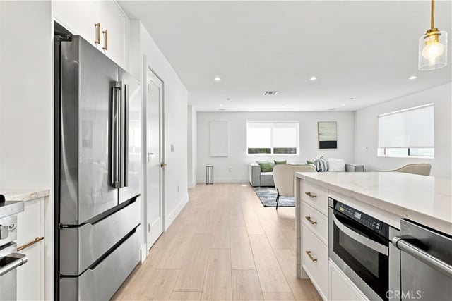 13369 W Cellest Parkway, Pacoima, CA 91331 — photo 10 of 45