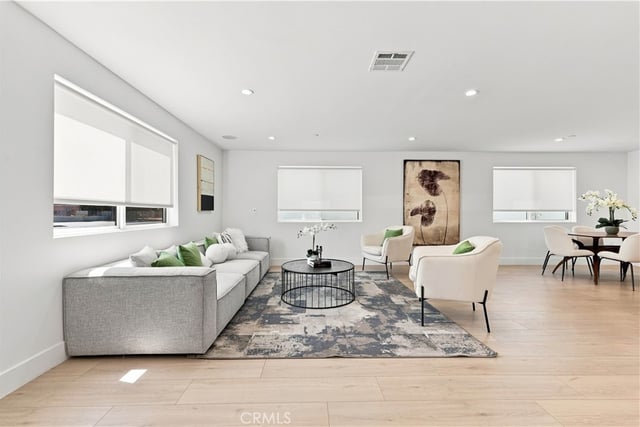 13369 W Cellest Parkway, Pacoima, CA 91331 — photo 12 of 45
