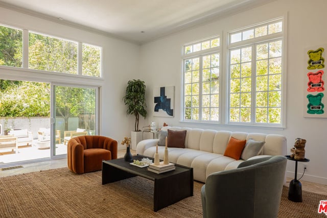 3891 Sepulveda Boulevard, Sherman Oaks, CA 91403 — photo 5 of 19