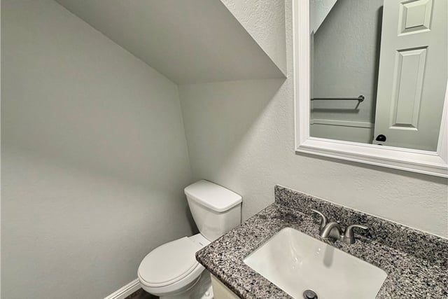 1316 W Avenue J4, Lancaster, CA 93534 — photo 11 of 22
