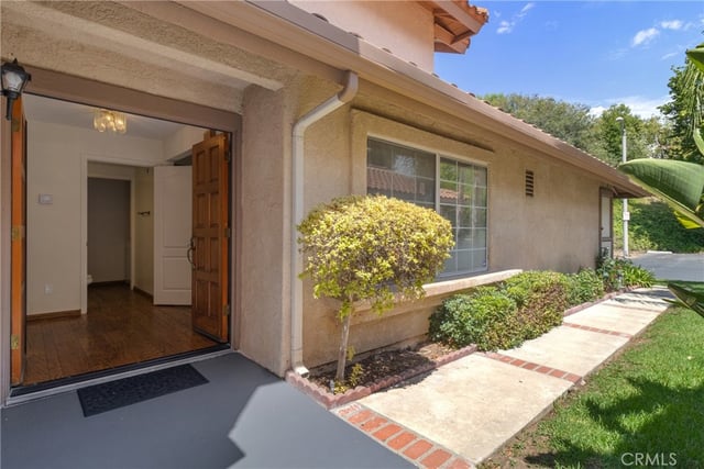 30112 Elizabeth Court, Agoura Hills, CA 91301 — photo 33 of 40