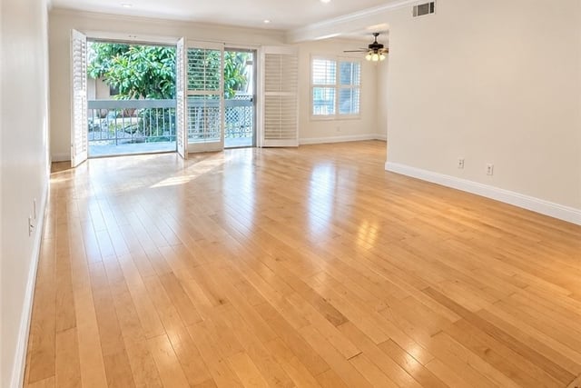 4536 Colbath Avenue 102, Sherman Oaks, CA 91423 — photo 10 of 29