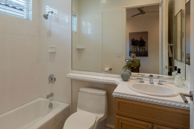 16658 Calle Brittany, Pacific Palisades, CA 90272 — photo 15 of 43