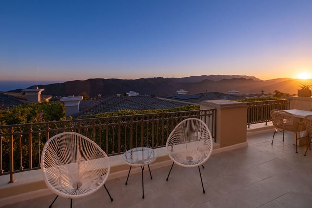 16658 Calle Brittany, Pacific Palisades, CA 90272 — photo 28 of 43