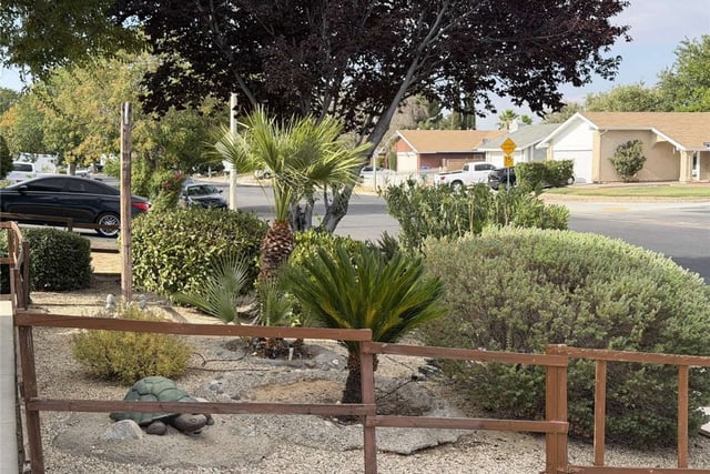 43963 Glenraven Road, Lancaster, CA 93535 — photo 18 of 50