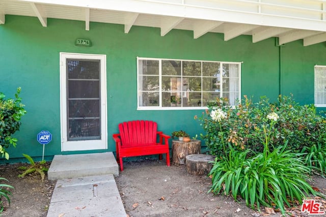 5226 Village Green, Los Angeles, CA 90016 — photo 22 of 38