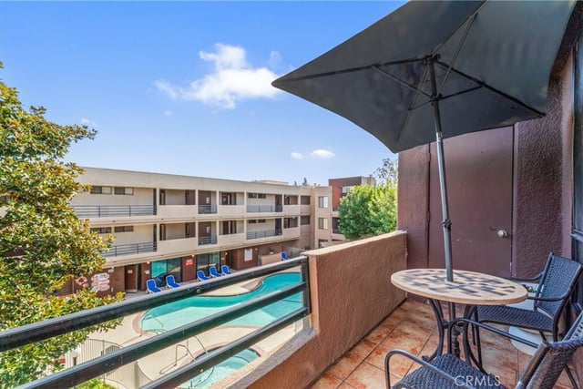 7826 Topanga Canyon Blvd 308, Canoga Park, CA 91304 — photo 4 of 36
