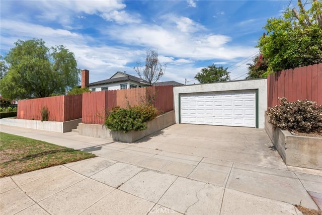 400 University Avenue, Burbank, CA 91504 — photo 39 of 52