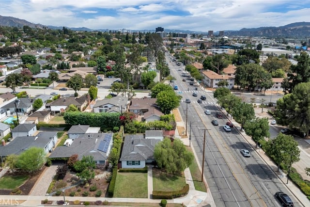 400 University Avenue, Burbank, CA 91504 — photo 48 of 52