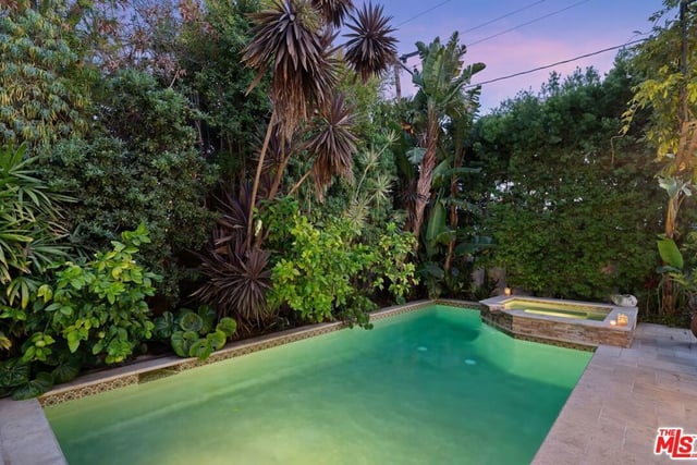 402 11th Street, Santa Monica, CA 90402 — photo 32 of 34