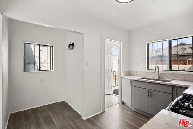 1333 W 57th Street, Los Angeles, CA 90037 — photo 16 of 32
