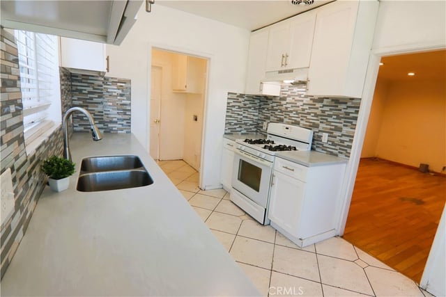 1126 E 106th Street, Los Angeles, CA 90002 — photo 26 of 42