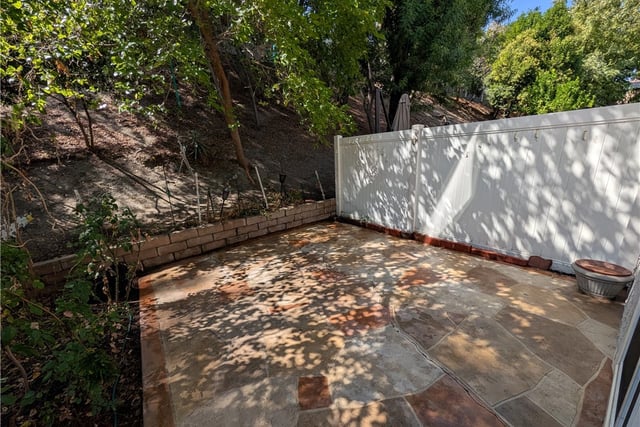 25255 Avenida Dorena, Newhall, CA 91321 — photo 28 of 30