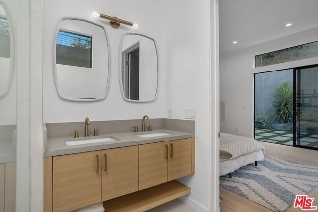 3949 N Glenalbyn Drive, Los Angeles, CA 90065 — photo 19 of 34